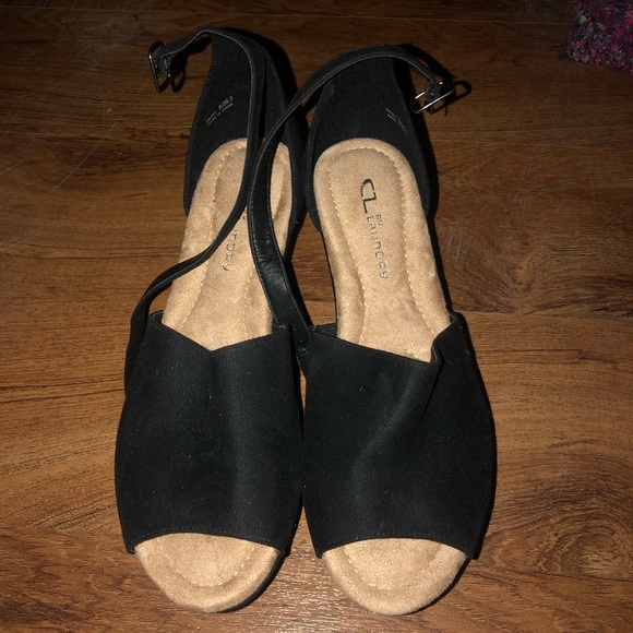 Black wedges - Picture 1 of 2